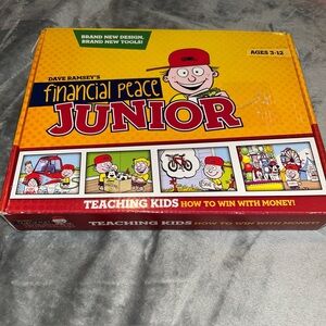 Financial Peace Junior Game: Teaching Kids How to Win by Dave Ramsey 2011